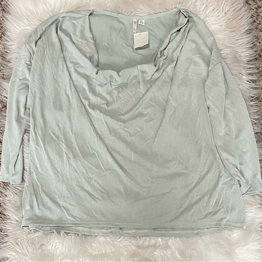 Sage Green Top 🌿